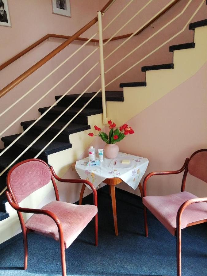 Apartmany Cesky Dvur Marianske Lazne Exterior photo